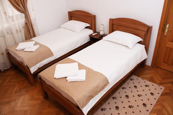 Casa Craiova Nuova Hotel Екстериор снимка