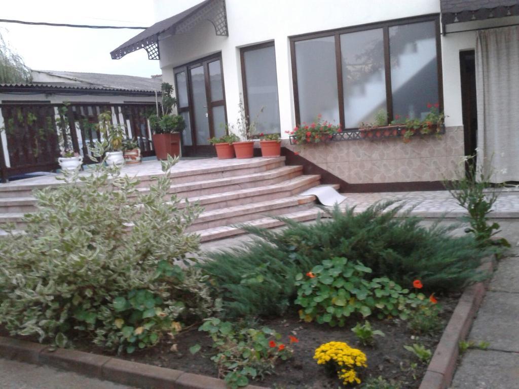 Casa Craiova Nuova Hotel Екстериор снимка